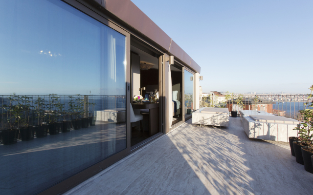 Noble22 Suites