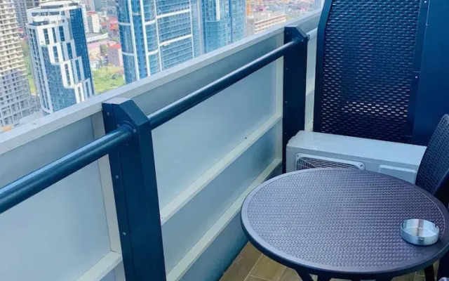 Royal Sea Breeze Apartment