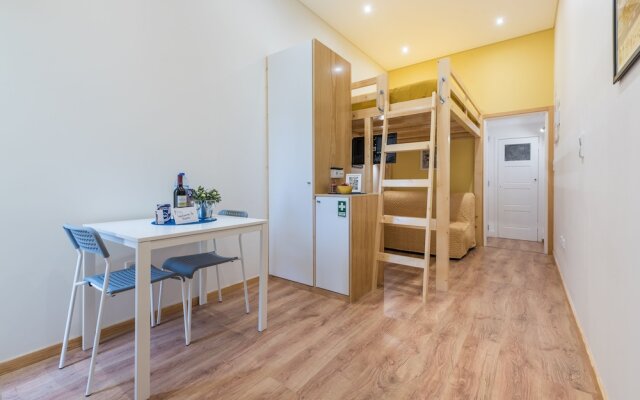 731 Costa Cabral Metro Residence