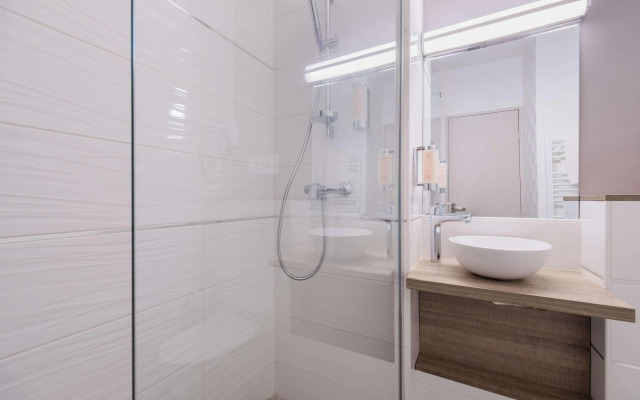 Quality Hotel Le Circuit - Le Mans