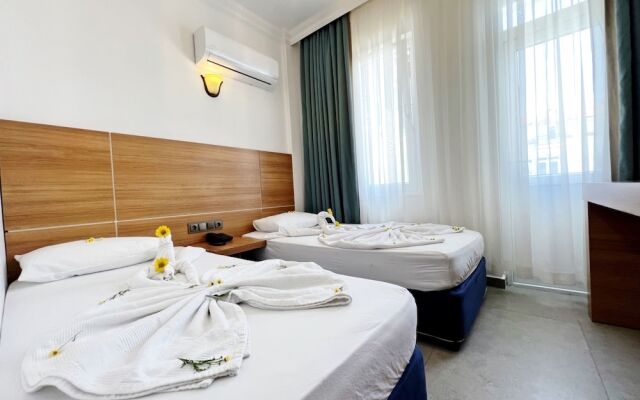 Akin Apart and Hotel