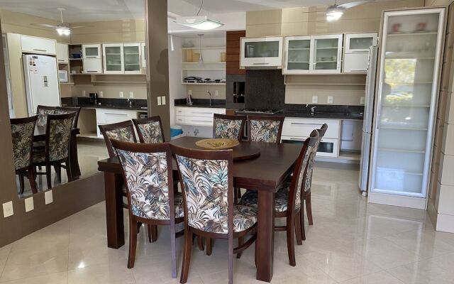 Ilha Da Fortaleza Jurere Internacional