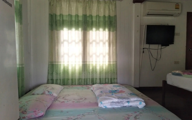 Sarocha Resort Rayong