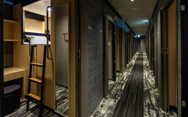 Y's Cabin & Hotel Naha Kokusai Dori