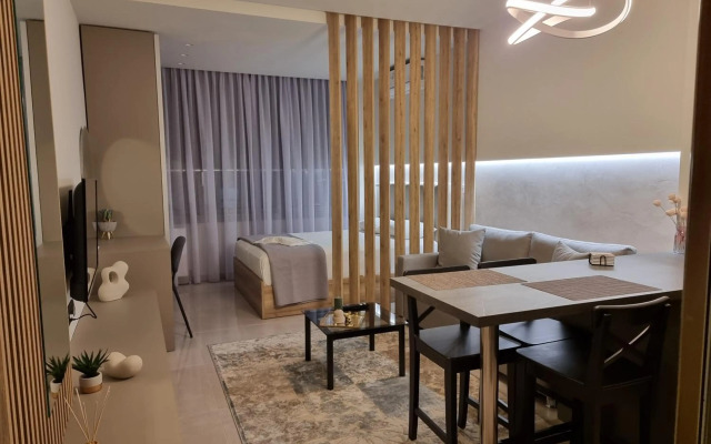 Iris City Center Premium Studio