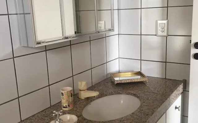 Apartamento mobiliado pertinho beira mar