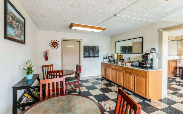 Econo Lodge Zanesville Downtown