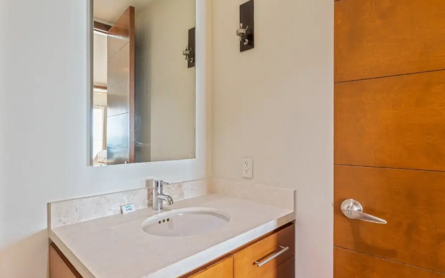 Encanto Living 0901 -2BR by Kivoya