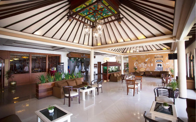 Royal Hotel and Convention Tretes