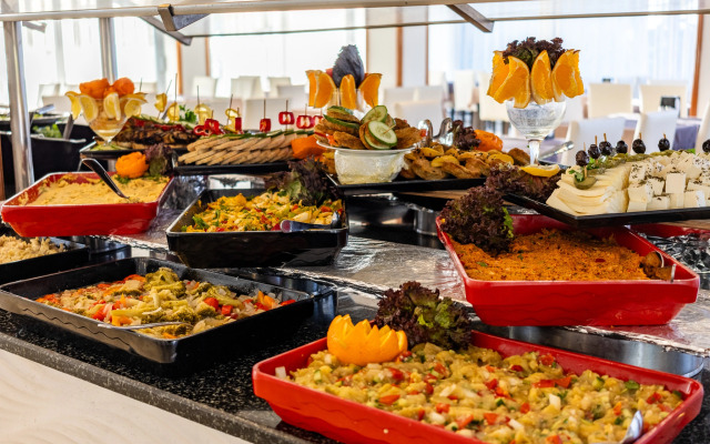 Sentinus Beach Hotel