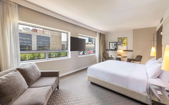 The Statler Dallas Curio Collection By Hilton