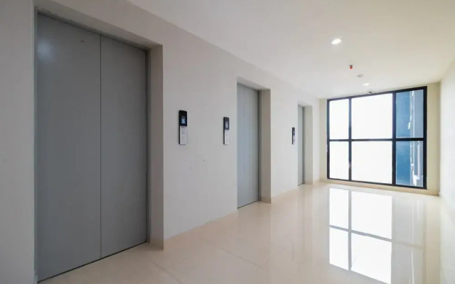 RedLiving Apartemen Evenciio - Ens Room