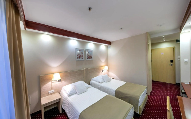 Hotel 500 Stryków