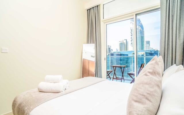 Heart Of Business Bay Burj Khalifa View