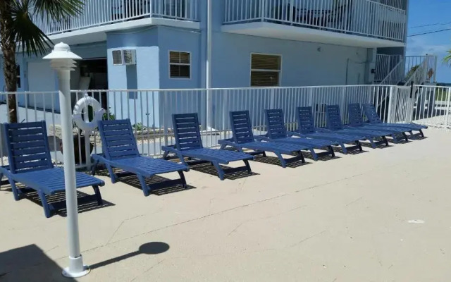 Knight's Key Suites