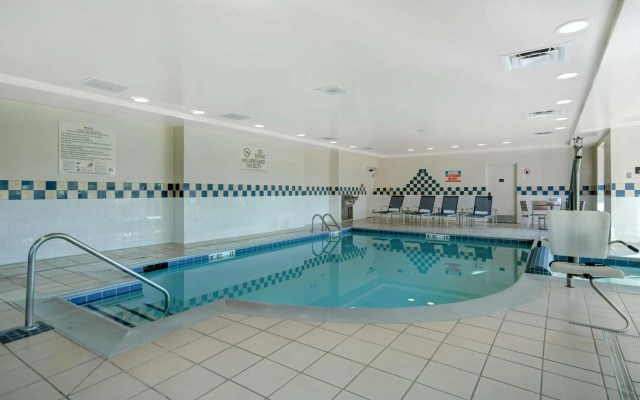 Hilton Garden Inn Detroit Metro Airport