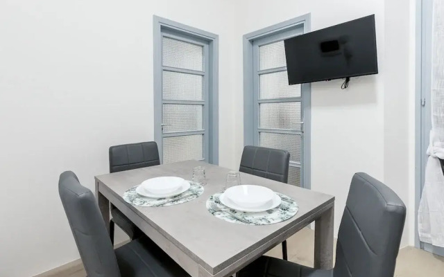 Alessia's Flat - Fantoni