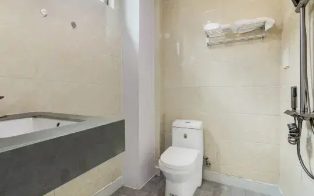 Nanlin Business Hotel