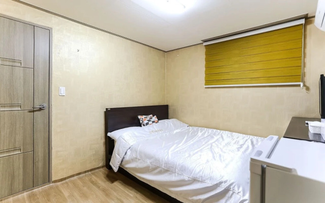 Gangneung Solbit Motel