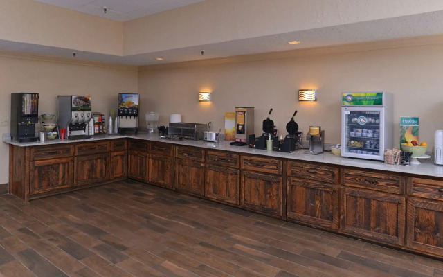 Studio 6 Suites Butte, MT – I-90 / I-15