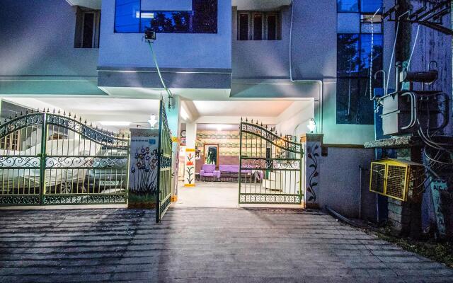 Fabhotel Aditya Yatri Nivas