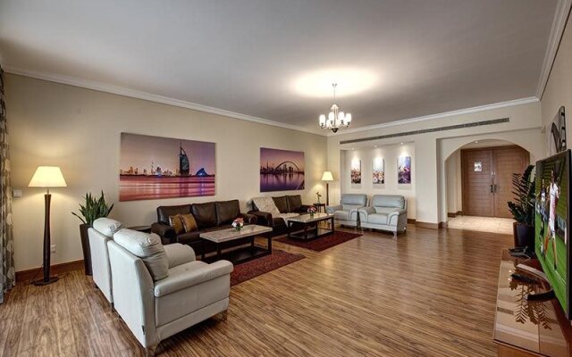 J5 Villas Holiday Homes - Barsha Gardens