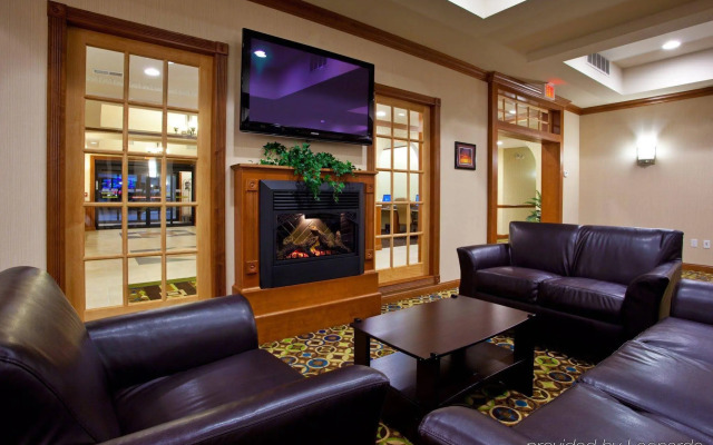 Holiday Inn Express Hotel & Suites Bay City by IHG