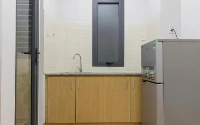 RedDoorz Premium near E-Town