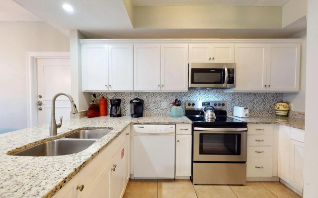 Summit 205-205A LOCKOUT