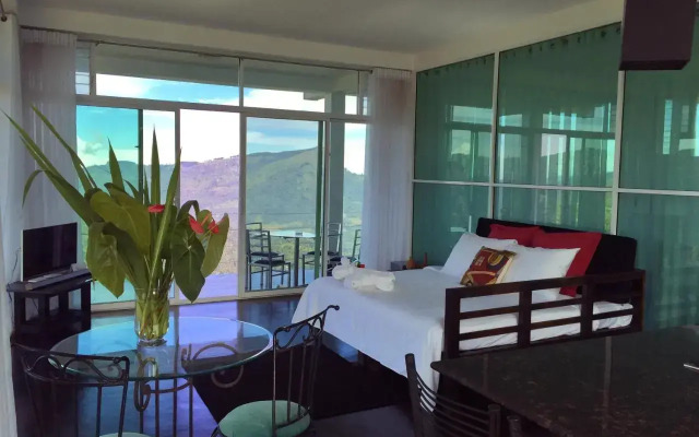 Singha Sanasa Luxury Homestay