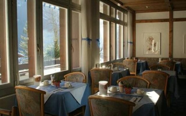 Residence Hotel & Apartments