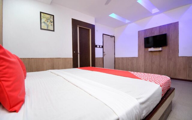Hotel Sartaj By OYO Rooms