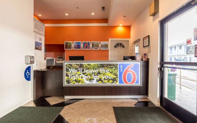 Motel 6 San Rafael, CA