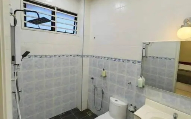 T House Nearby Kuantan East Coast Shopping Mall