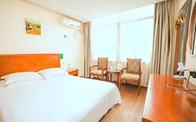 GreenTree Inn Yangzhou Slender West Lake Wencheng Attic Express Hotel