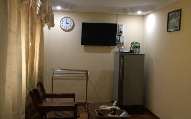 Sunflower Hotel