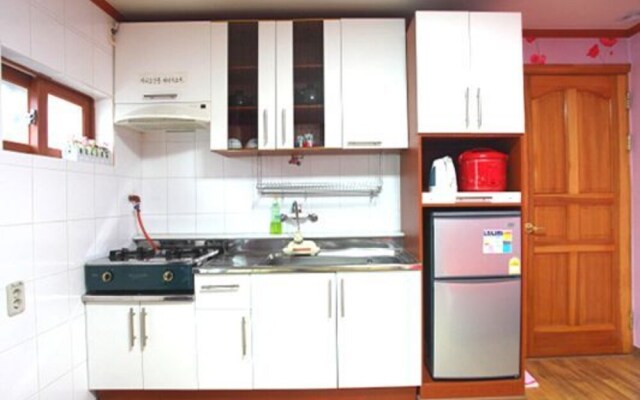 Muju Imperial Family Pensiion