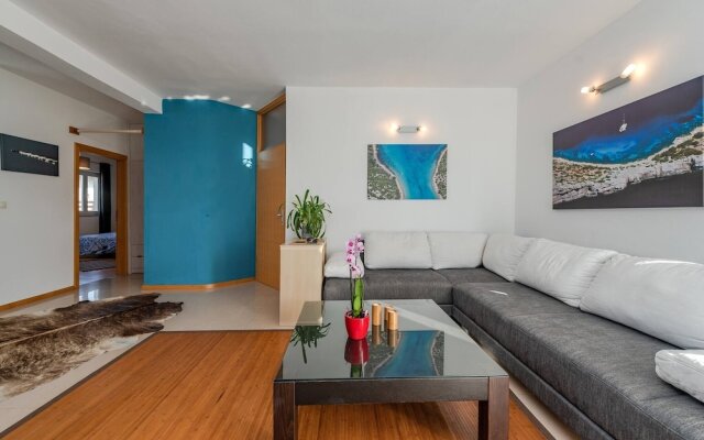 Romantic Oasis modern Apartment