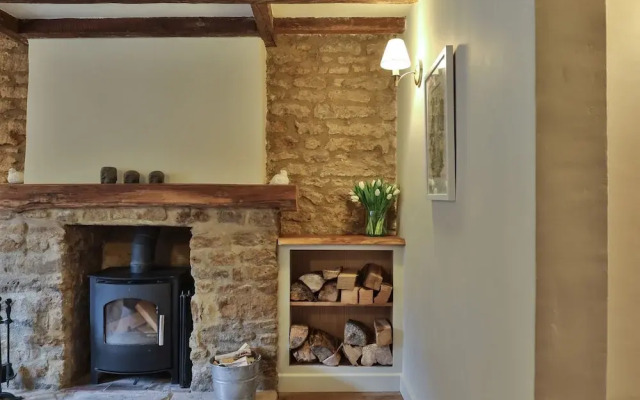 Hooky Cottage, CHIPPING NORTON