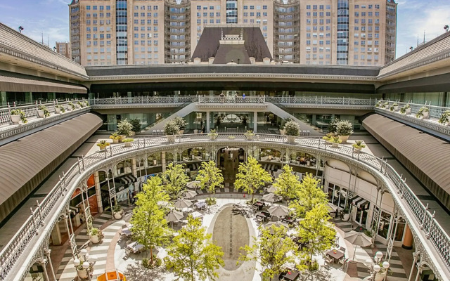 Hotel Crescent Court