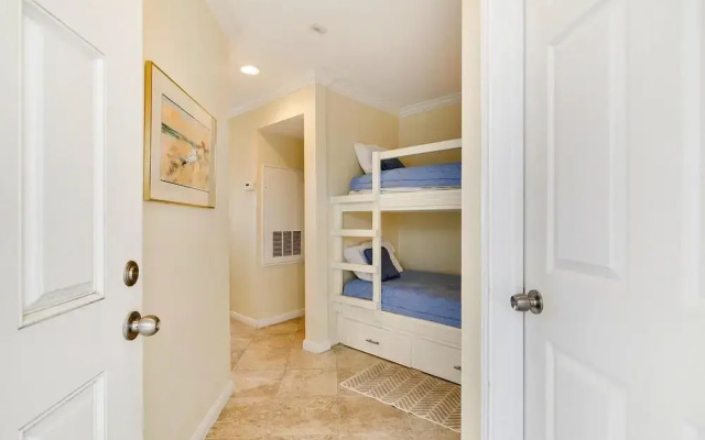 Seascape 1104 in Galveston