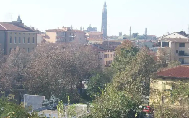 Ibis Cremona