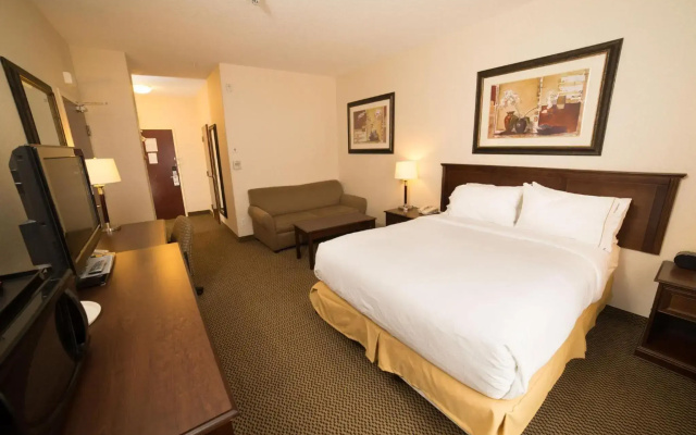 Holiday Inn Express & Suites Slave Lake by IHG