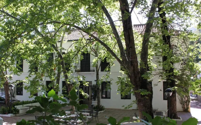Hotel Balneario de Tolox