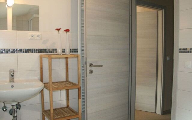 Elegant Mansion in Bastorf near Sea