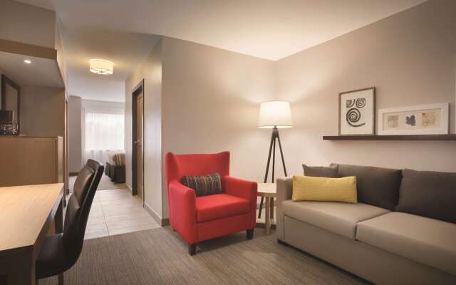 Country Inn & Suites by Radisson, Tampa Airport East-RJ Stadium