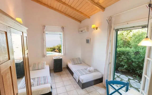 Villa Daphne - Agios Nikitas Villas