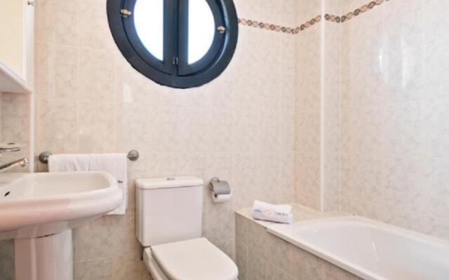 abba Comillas Apartments