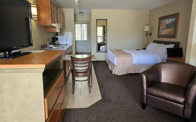 Lakeview Inns & Suites - Hinton
