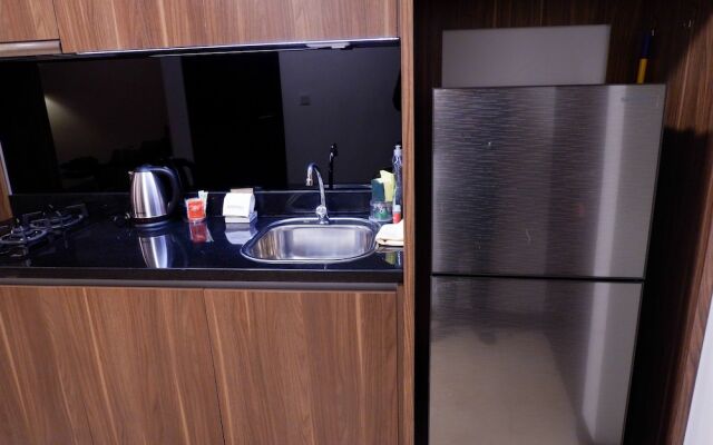 Luxurious L'Avenue Apartment